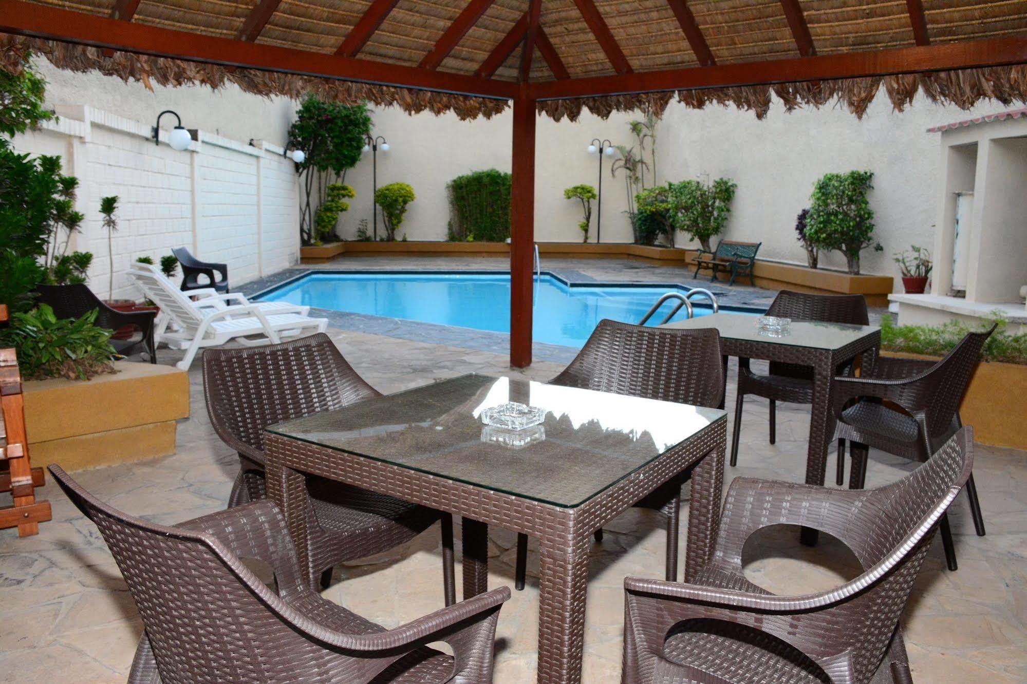 La Siesta Hotel Santa Cruz de La Sierra Exteriör bild